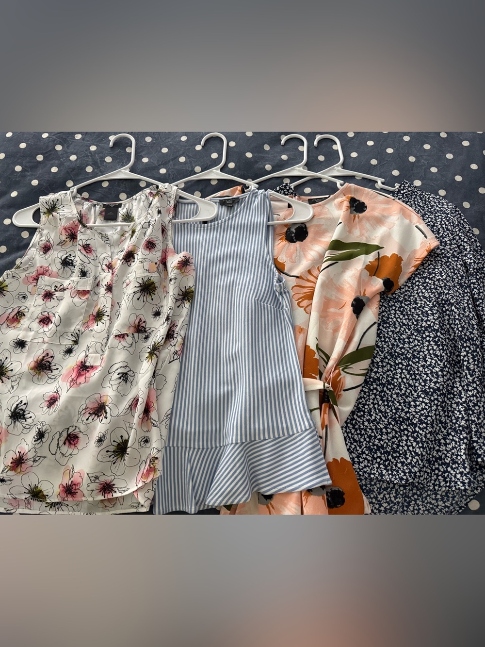 Ann Taylor size small petite Summer top lot